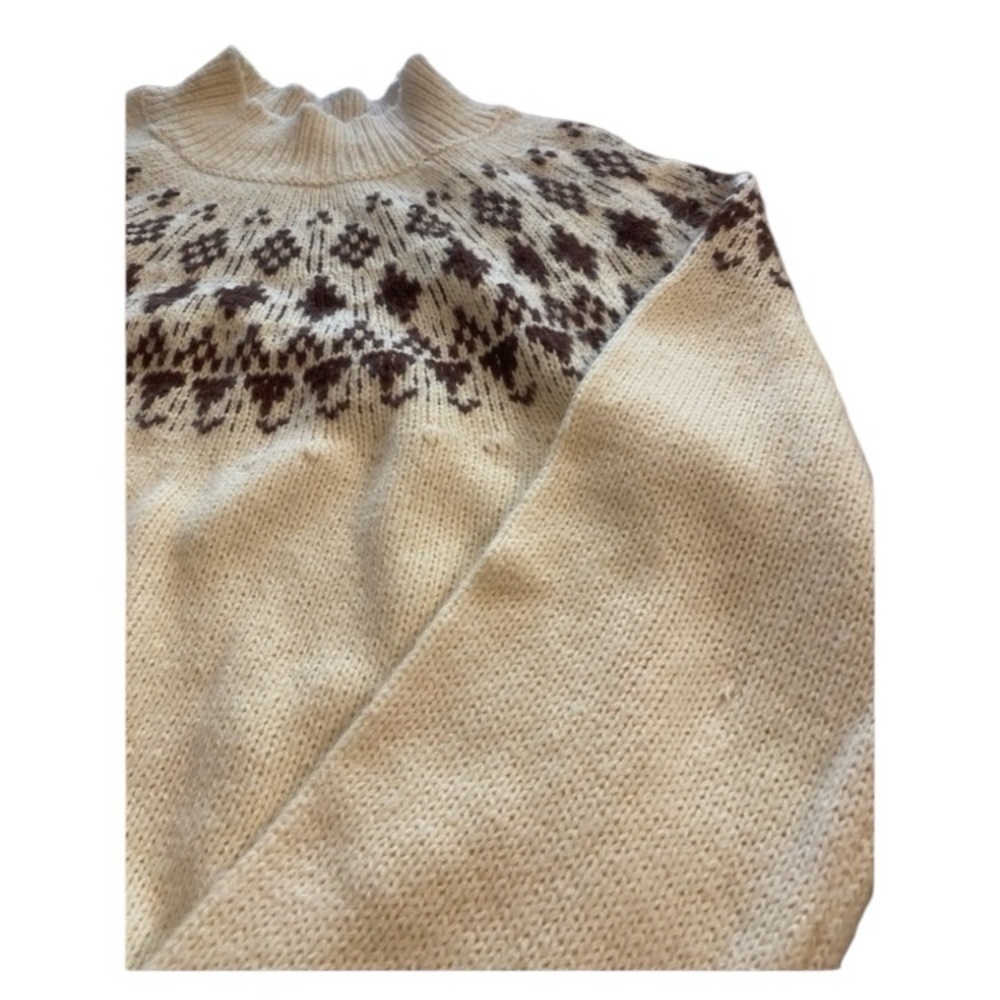 Melrose & Market Women’s Winter Pull Over Cream Sweater Small new without tag